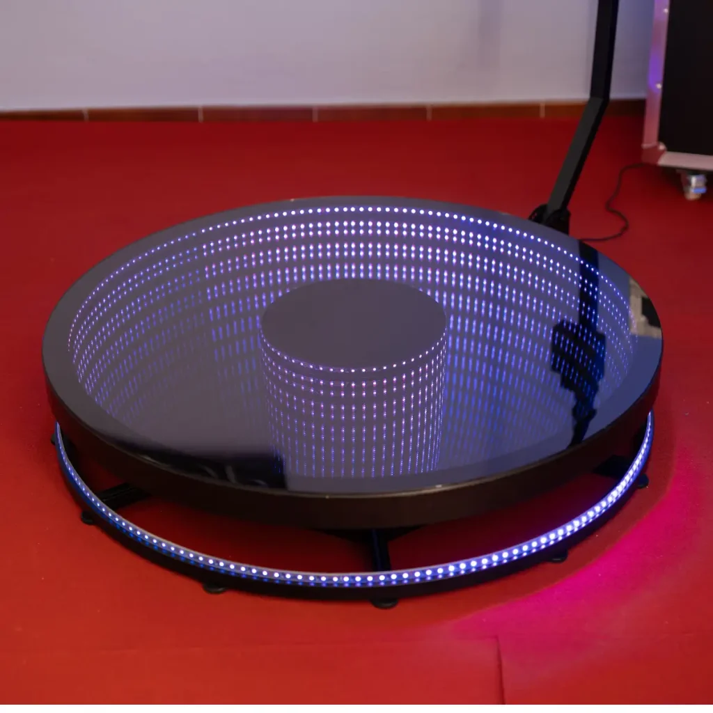 plataforma de vidrio con luces